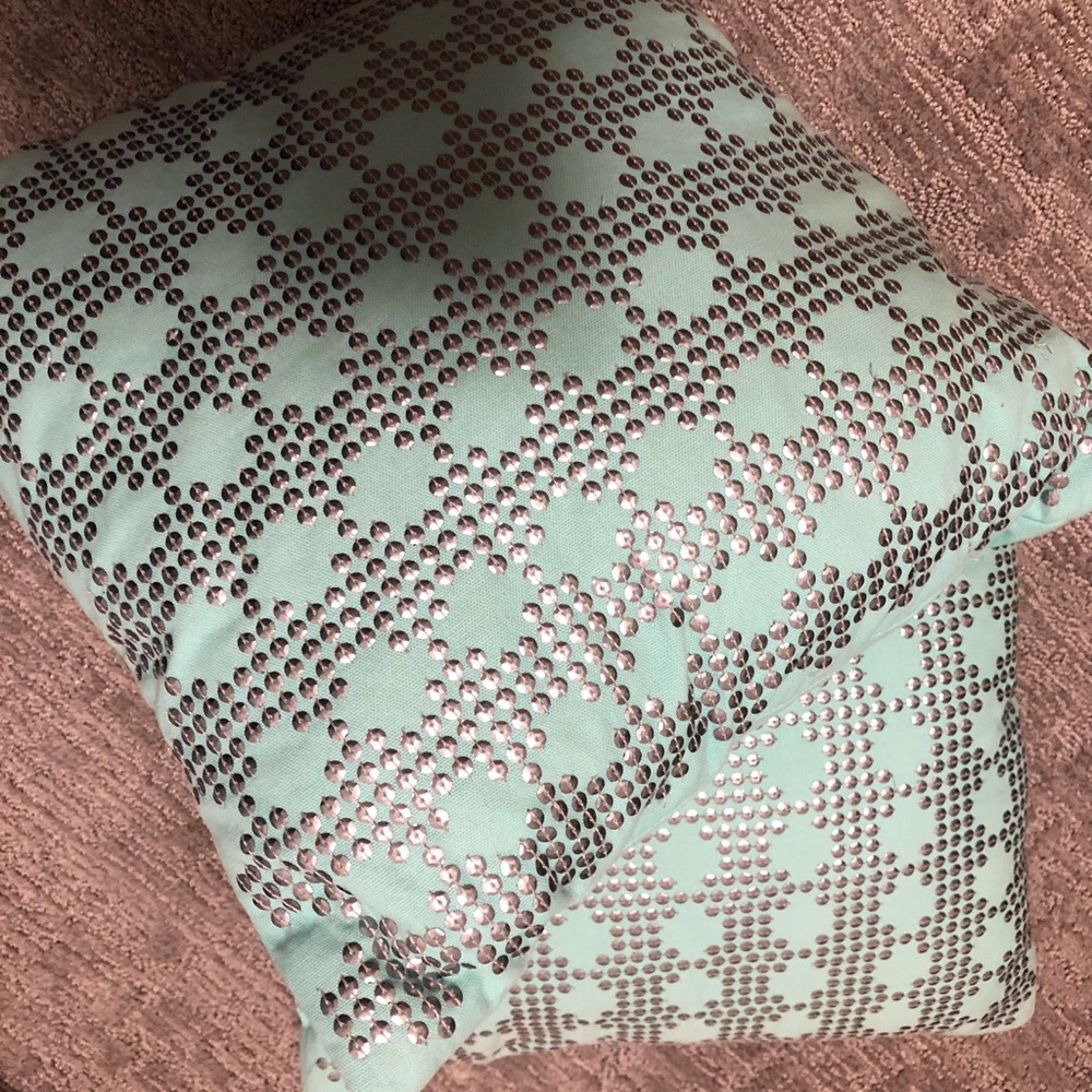 Throw pillows